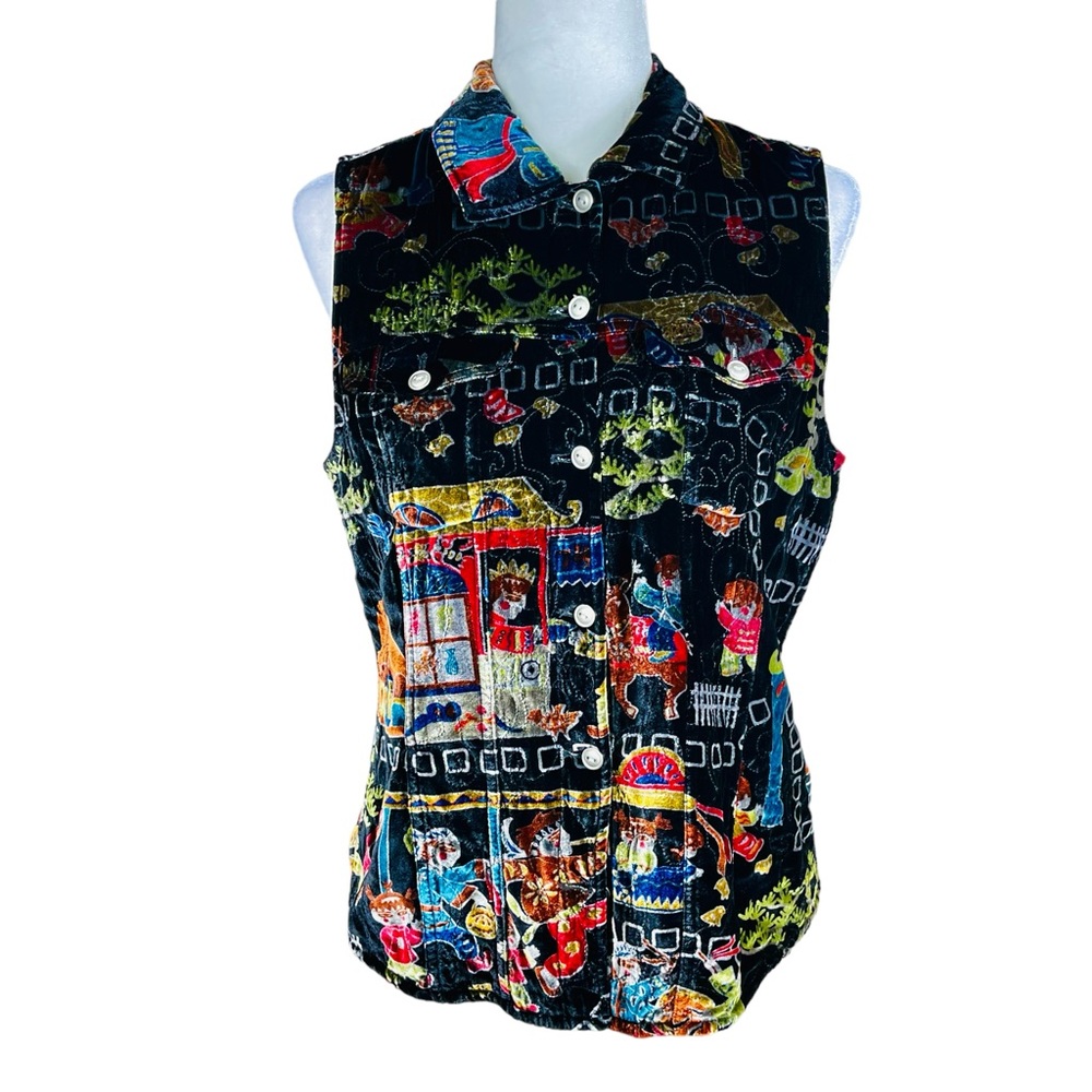 Chico’s Vintage Black Velvet Asian Inspired Button Vest Size 1 (Small 8/10).